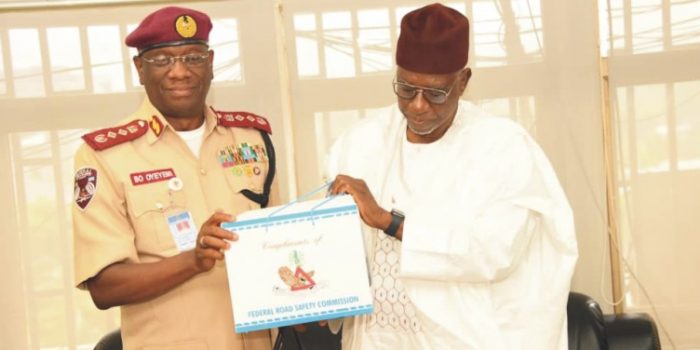 Corps Marshal Visits National University Commission Headquarters